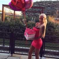 Atakent Escort Profili: Büyüleyici Bir Eşlik Deneyimi